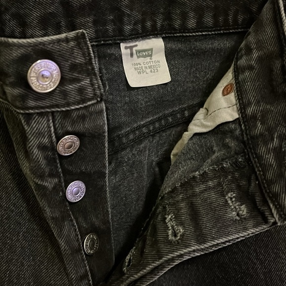 Vintage Levi’s 501 W34 L30 with button fly - Picture 2 of 7